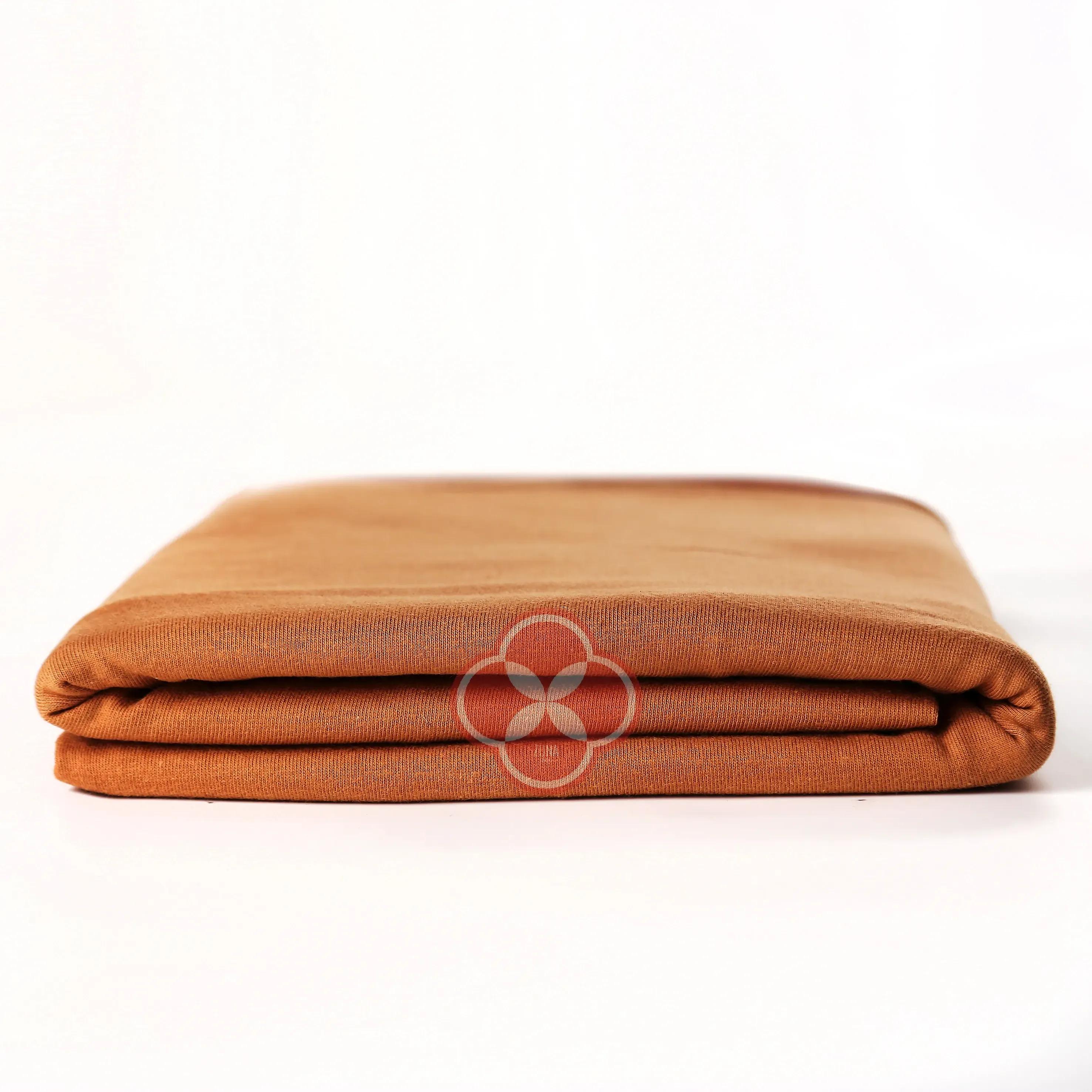 ALMOND TUA 1.webp