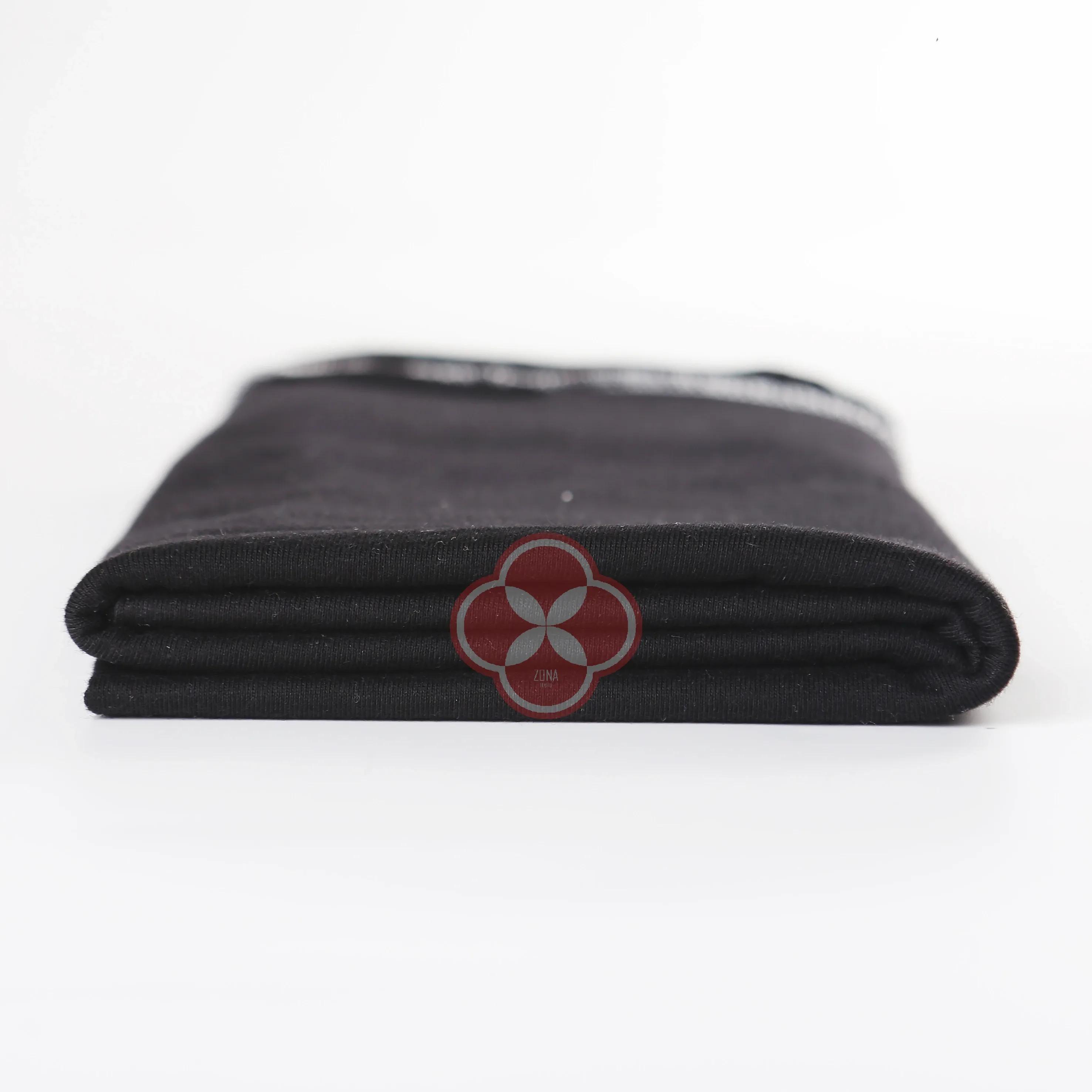 JET BLACK 1.webp